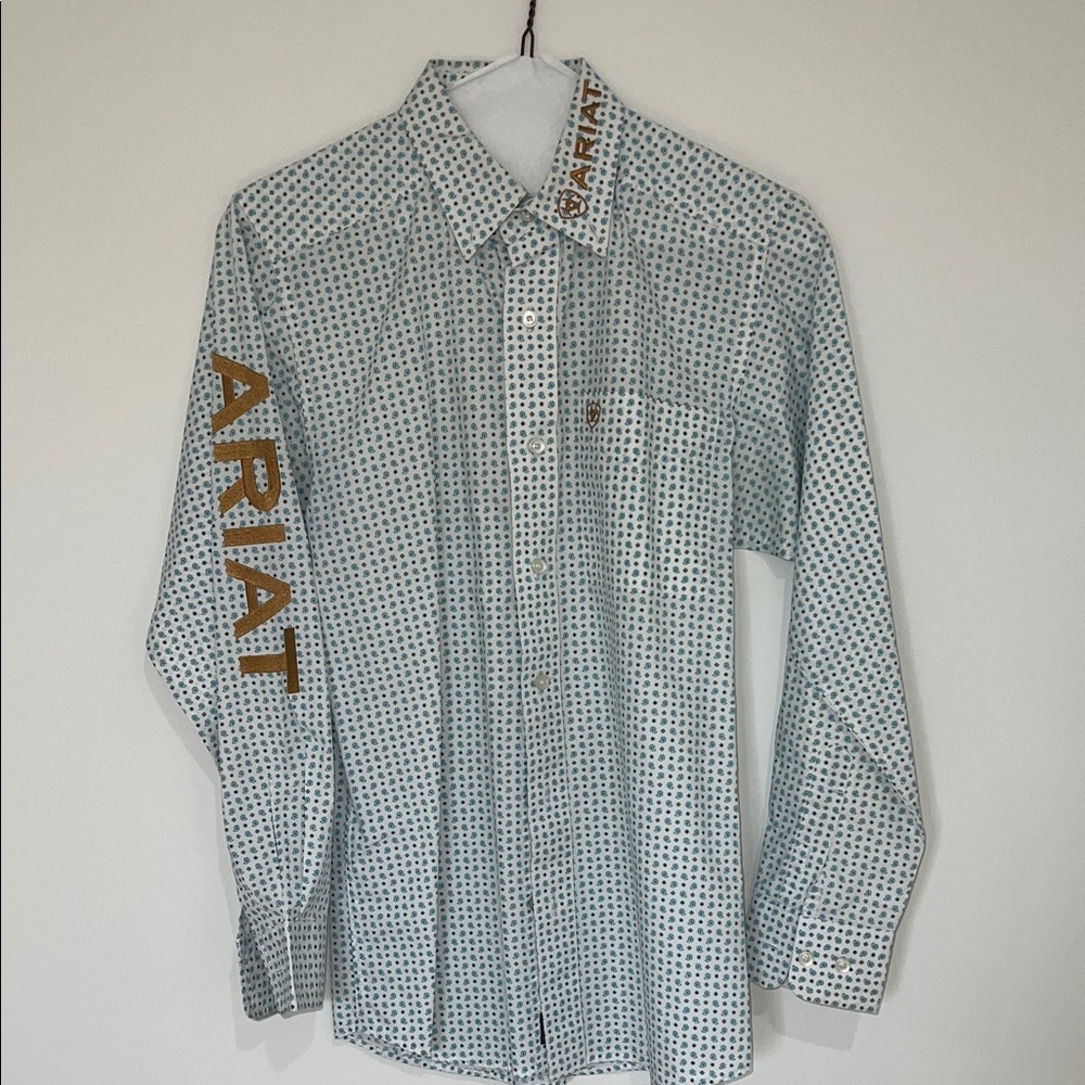 Ariat White and Light Blue Micro-Pattern Long Sleeve Button-Down Shirt